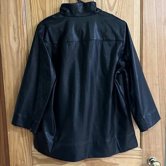 TUCKERNUCK Black Faux Leather Margot Top ~ L - Picture 5 of 14